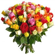 Букет із 71 різнокольорових троянд