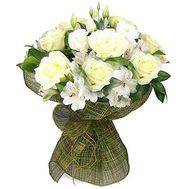 Букет квітів із 11 троянд і 6 альстромерій