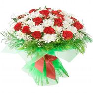 Букет квітів із 24 троянд і 21 хризантеми