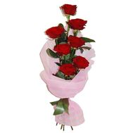 Букет квітів із 7 червоних троянд