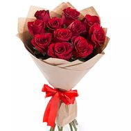 Букет квітів із 11 червоних троянд