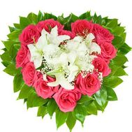 Серце із троянд і лілії