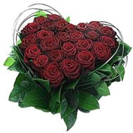 Серце із 25 червоних троянд