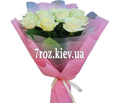 Букет квітів із 13 білих троянд