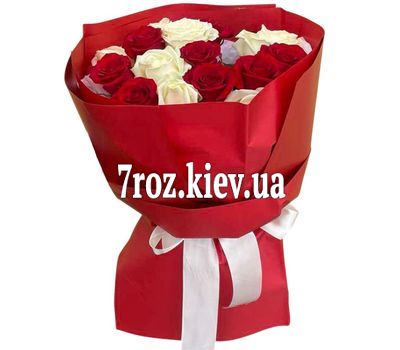 Букет квітів із 13 троянд