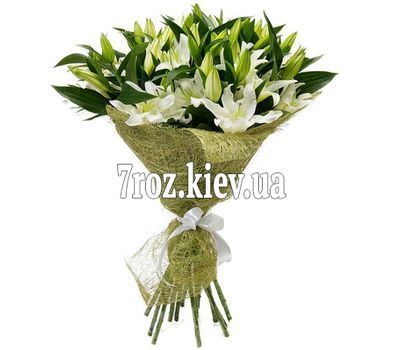 Букет із 15 гілок лілії
