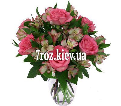 Букет квітів із 7 троянд і 8 альстромерій