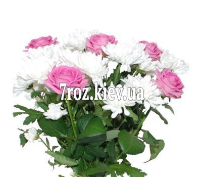 Букет із 5 троянд і 2 хризантем