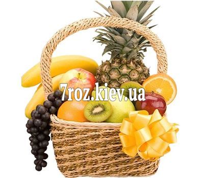 Кошик з фруктами