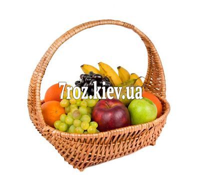 Кошик з фруктами